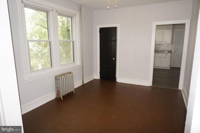124 KNOX ST, Norristown, PA 19401