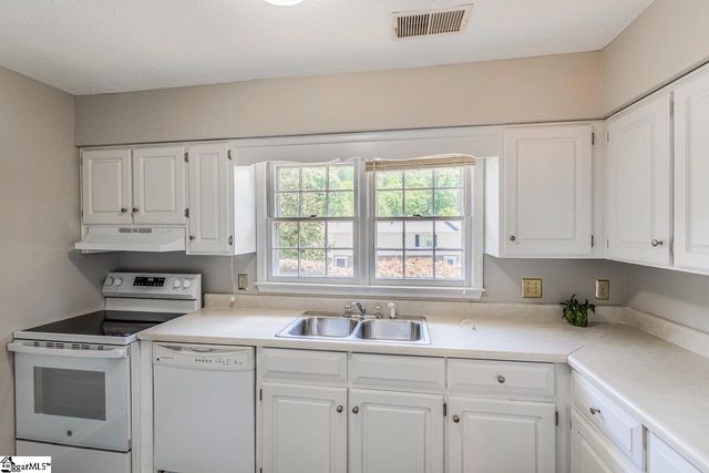 34 Summercreek Drive, Spartanburg, SC 29307