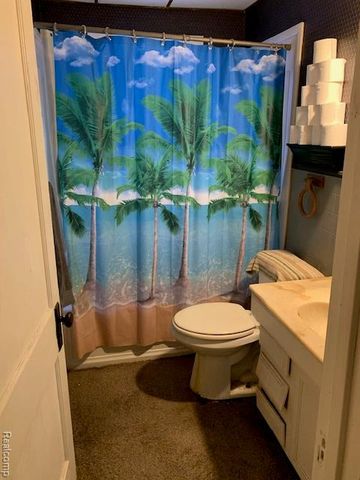 1024 Ossington Avenue, Flint, MI 48507