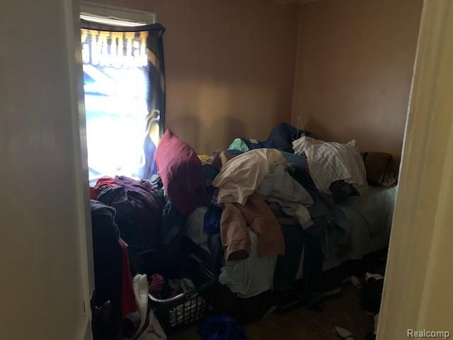 1024 Ossington Avenue, Flint, MI 48507