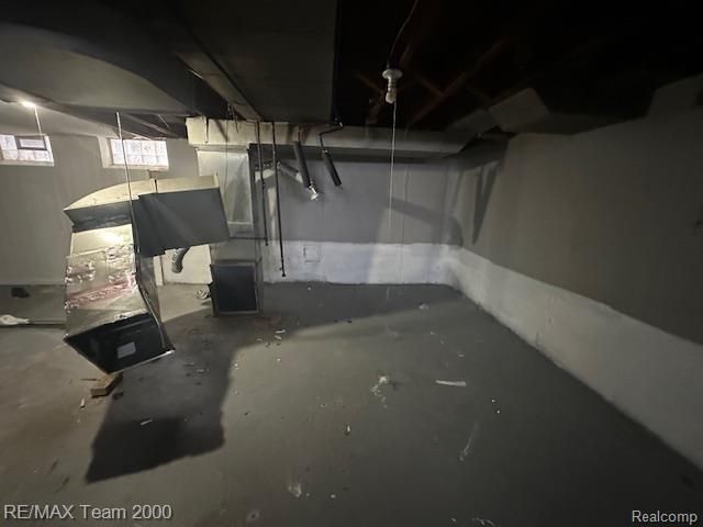 20101 Strathmoor Street, Detroit, MI 48235