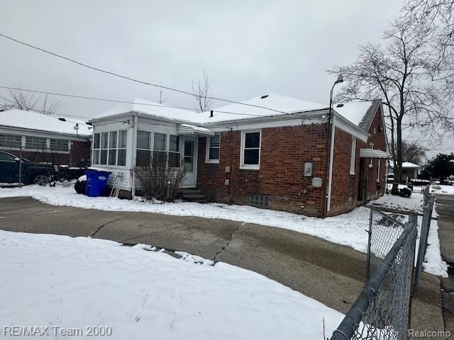 20101 Strathmoor Street, Detroit, MI 48235