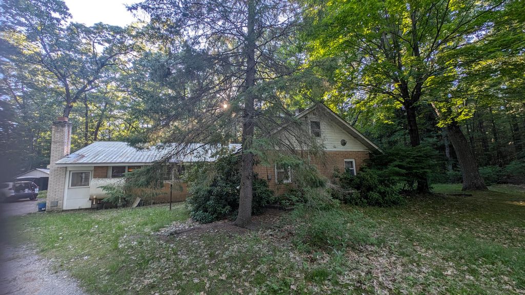 4620 W Meinert Park Road, Montague, MI 49437