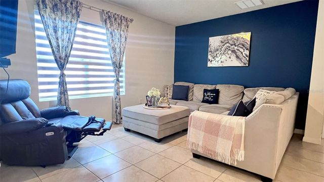 5406 PINE LILLY DR, St Cloud, FL 34771