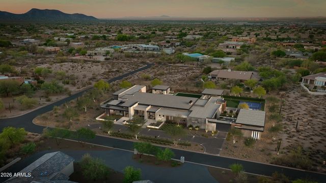 9067 E CHINO Drive, Scottsdale, AZ 85255