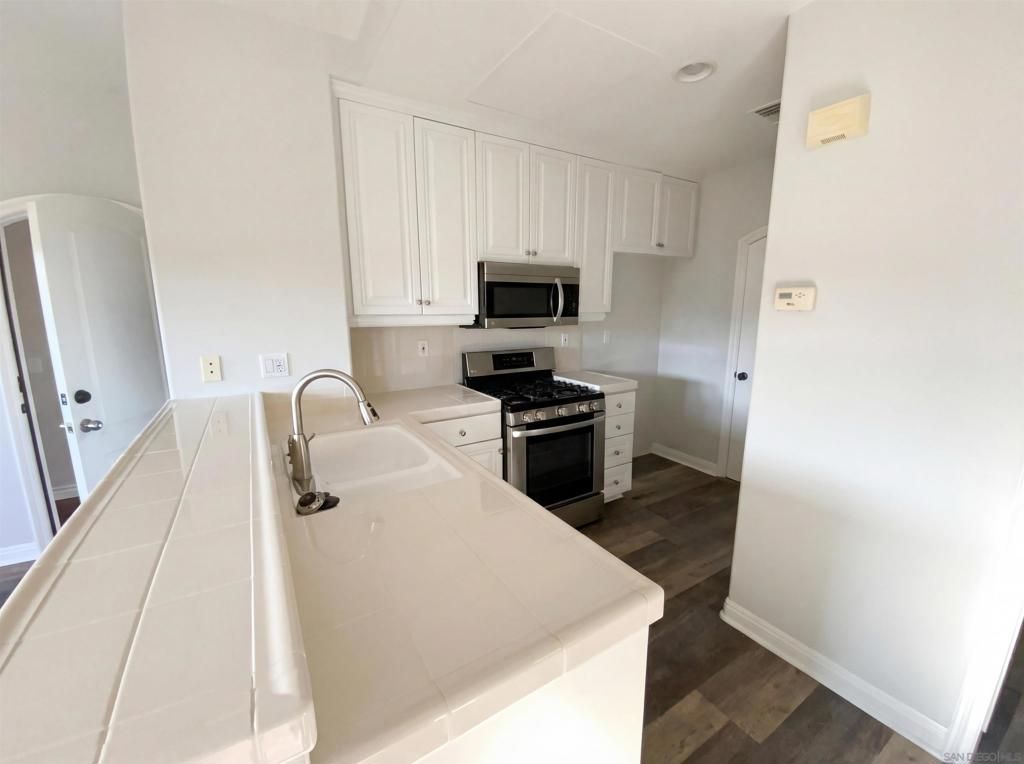 Image 19 of property listing at 6259 Paseo Callado, Carlsbad, CA 92009