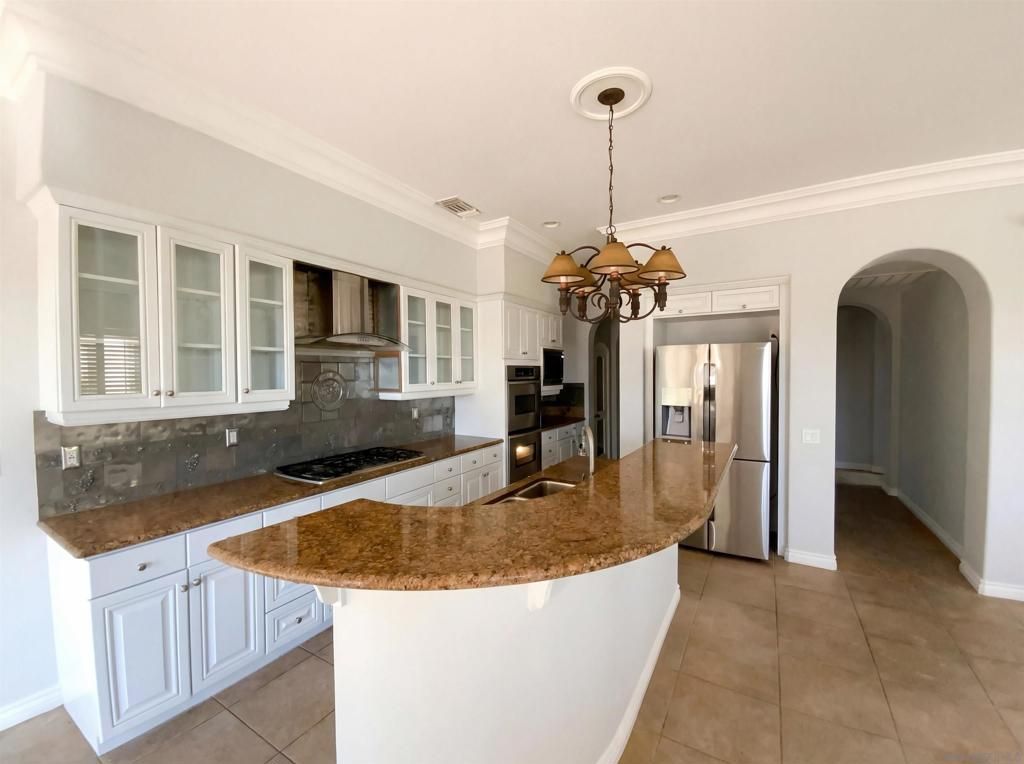 Image 2 of property listing at 6259 Paseo Callado, Carlsbad, CA 92009