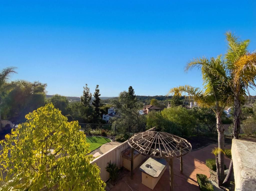 Image 29 of property listing at 6259 Paseo Callado, Carlsbad, CA 92009