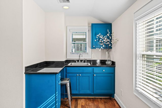 125 North Street, Houston, TX 77009