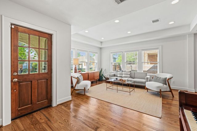 125 North Street, Houston, TX 77009