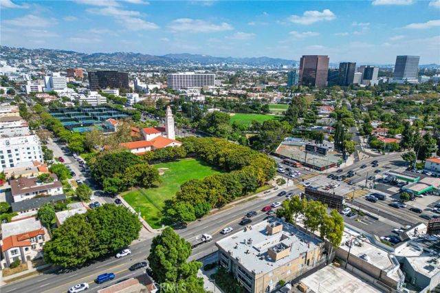 1048 S Corning Street, Los Angeles, CA 90035