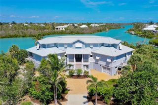 6401 Pine AVE, Sanibel, FL 33957