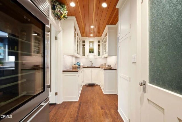 620 S Hill Avenue, Pasadena, CA 91106