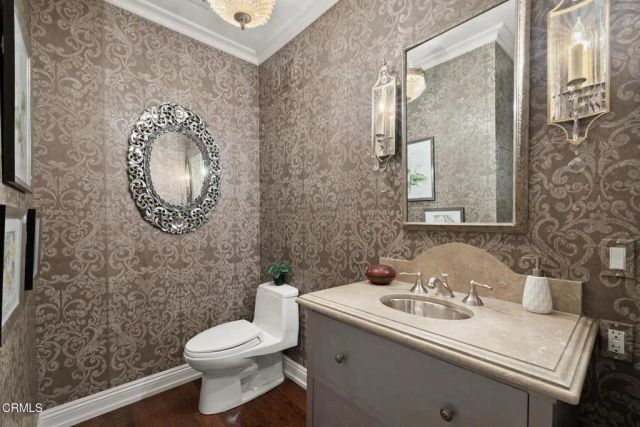 620 S Hill Avenue, Pasadena, CA 91106