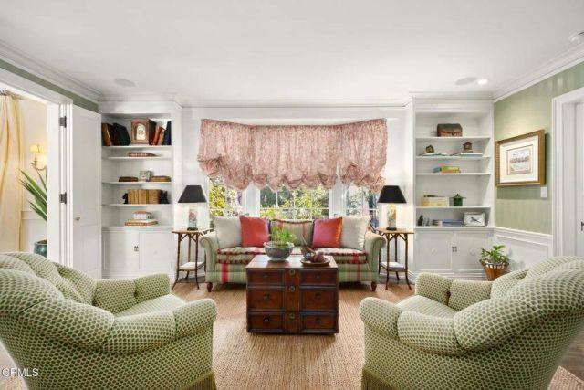 620 S Hill Avenue, Pasadena, CA 91106