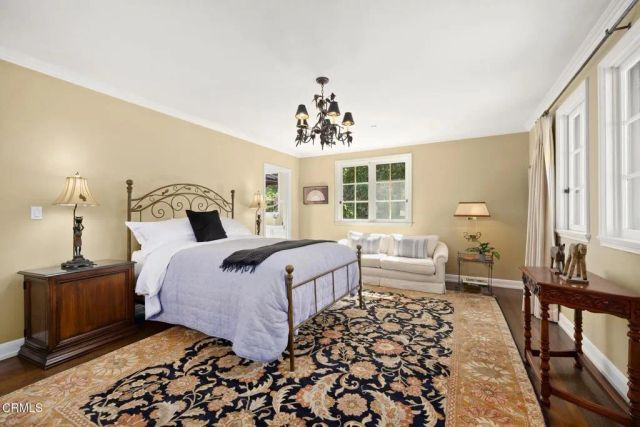 620 S Hill Avenue, Pasadena, CA 91106