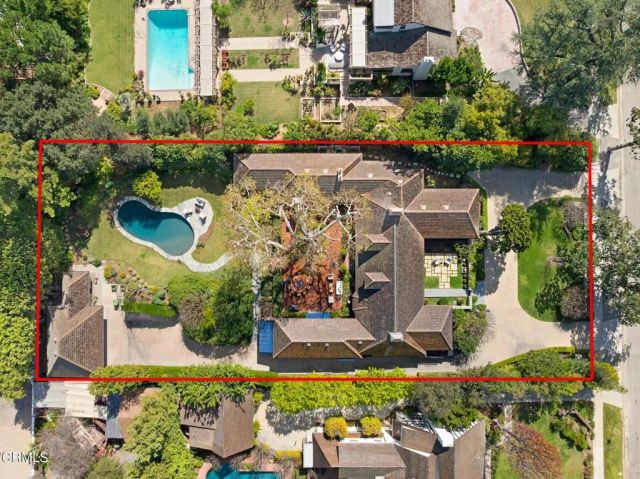 620 S Hill Avenue, Pasadena, CA 91106