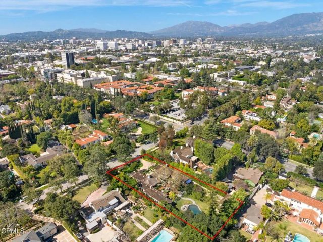 620 S Hill Avenue, Pasadena, CA 91106