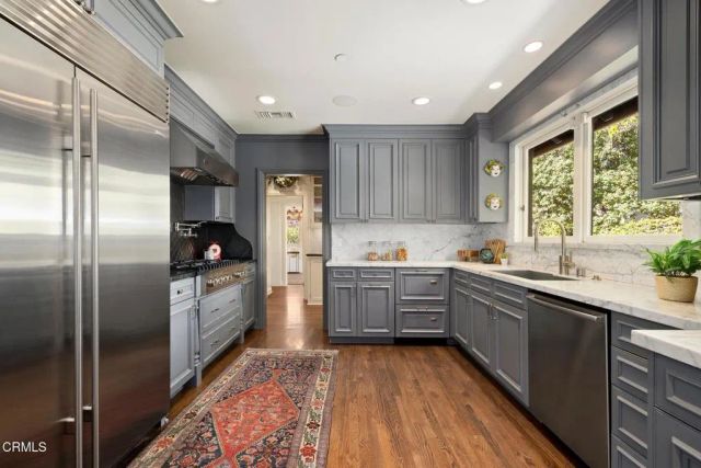 620 S Hill Avenue, Pasadena, CA 91106