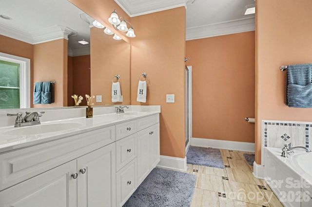 5116 Ivy Trace Court, Clemmons, NC 27012