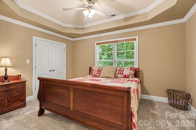 5116 Ivy Trace Court, Clemmons, NC 27012