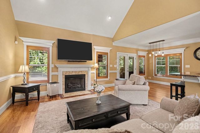 5116 Ivy Trace Court, Clemmons, NC 27012