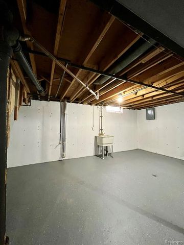 969 Harrison Boulevard, Lincoln Park, MI 48146