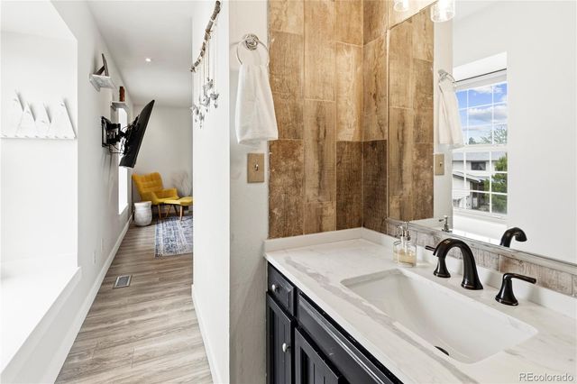 18189 E Progress Avenue, Centennial, CO 80015