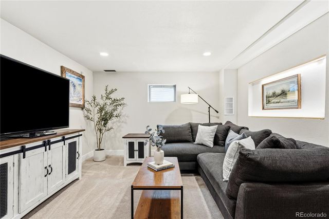 18189 E Progress Avenue, Centennial, CO 80015