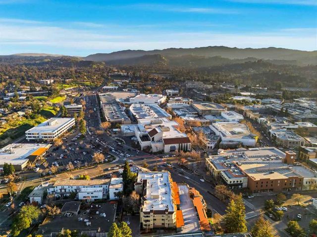 1201 Alta Vista Dr 203, Walnut Creek, CA 94596