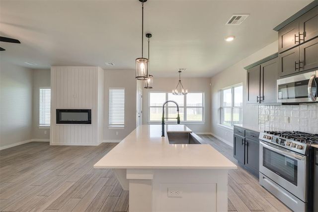 409 Carlow Way, Yukon, OK 73099