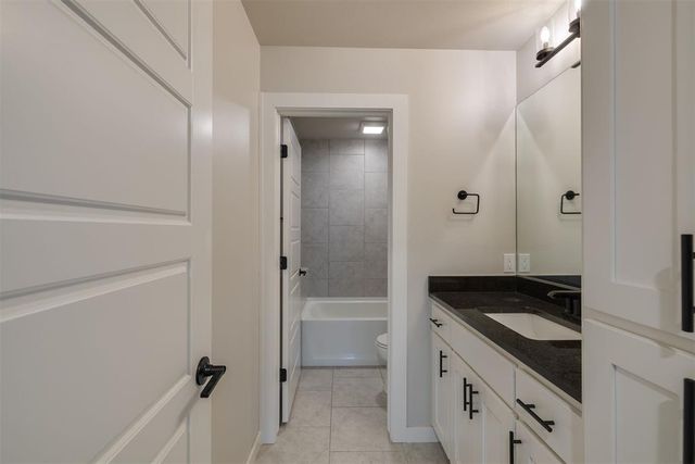 409 Carlow Way, Yukon, OK 73099