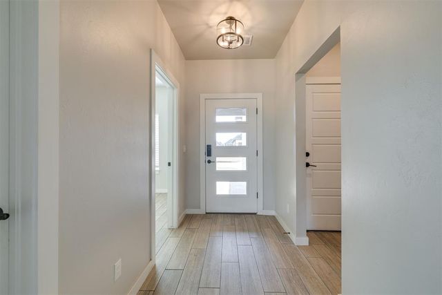 409 Carlow Way, Yukon, OK 73099