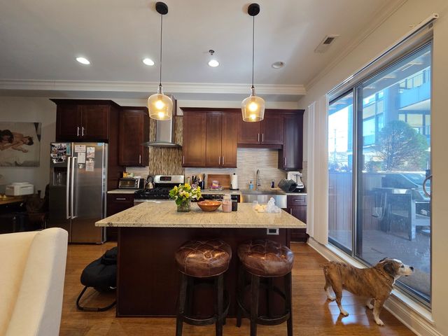 22 N Aberdeen Street 408, Chicago, IL 60607