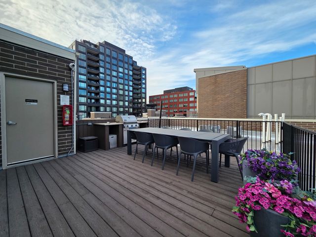 22 N Aberdeen Street 408, Chicago, IL 60607