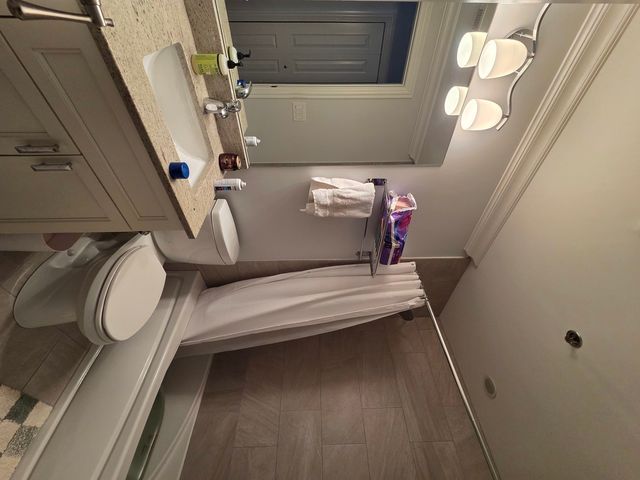 22 N Aberdeen Street 408, Chicago, IL 60607