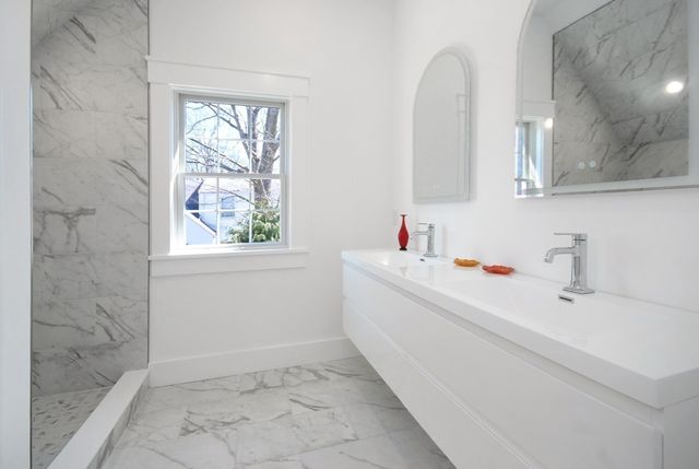 32 Hickory Cliff Rd, Newton, MA 02464
