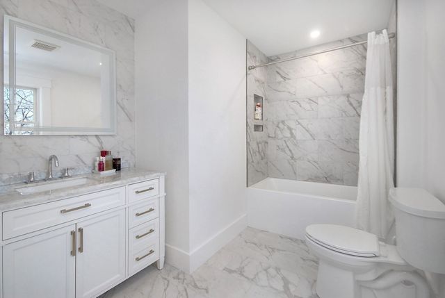32 Hickory Cliff Rd, Newton, MA 02464