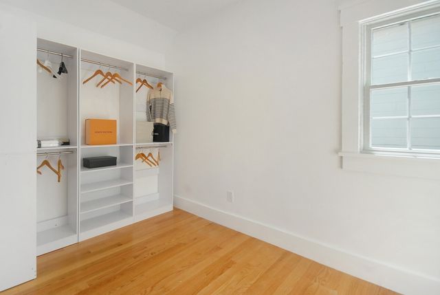 32 Hickory Cliff Rd, Newton, MA 02464