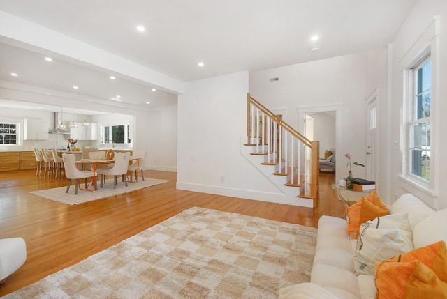 32 Hickory Cliff Rd, Newton, MA 02464
