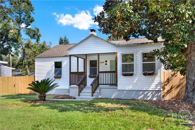 2244 Greenwood Street, Savannah, GA 31404