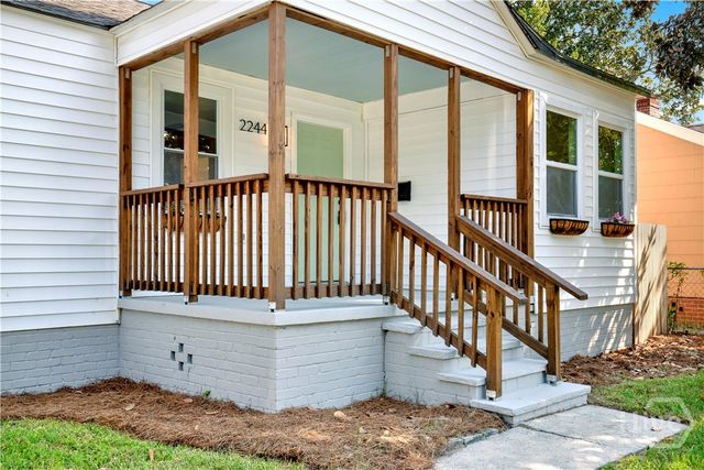 2244 Greenwood Street, Savannah, GA 31404