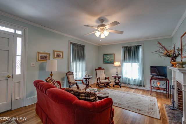 414 E 2nd Street, Washington, NC 27889