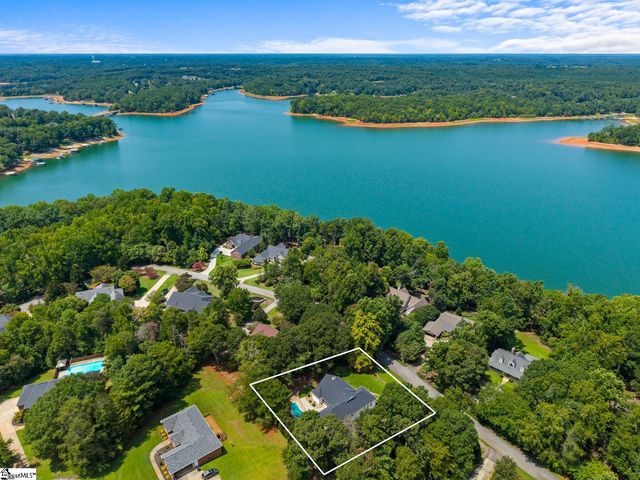 1305 Hunters Trail, Anderson, SC 29625