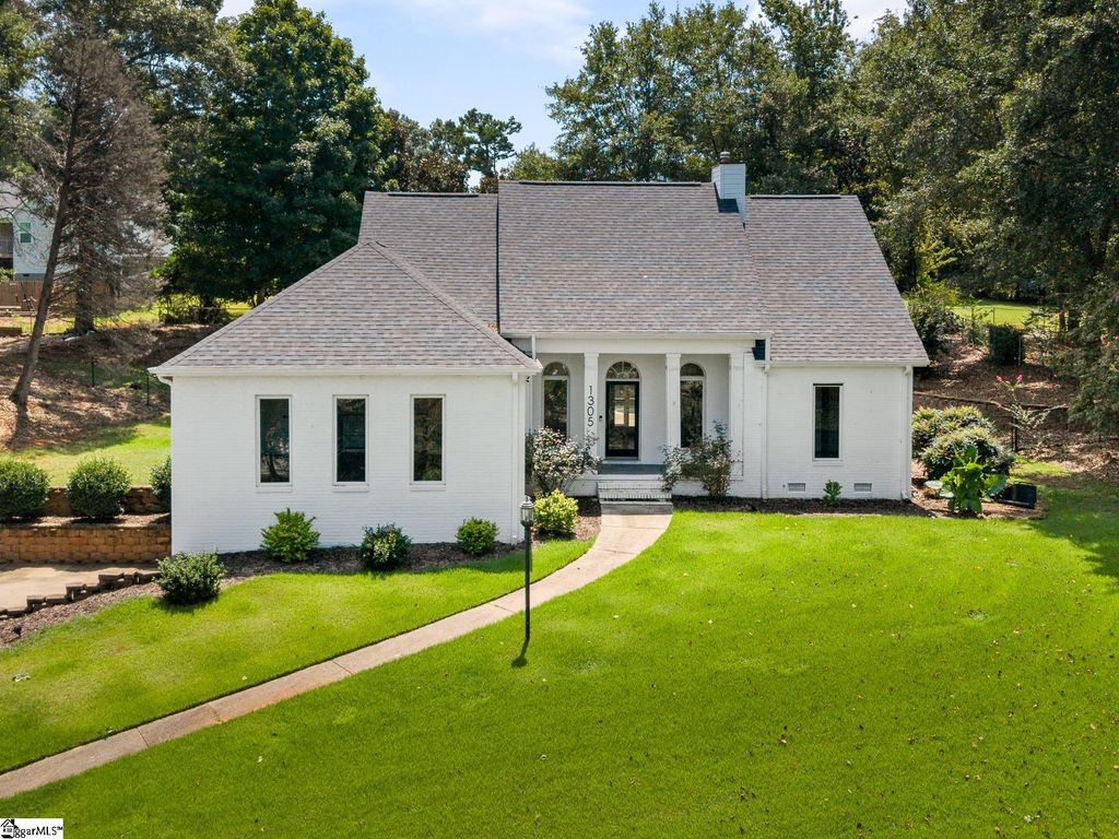 1305 Hunters Trail, Anderson, SC 29625