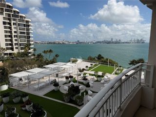 770 Claughton Island Dr 707, Miami, FL 33131