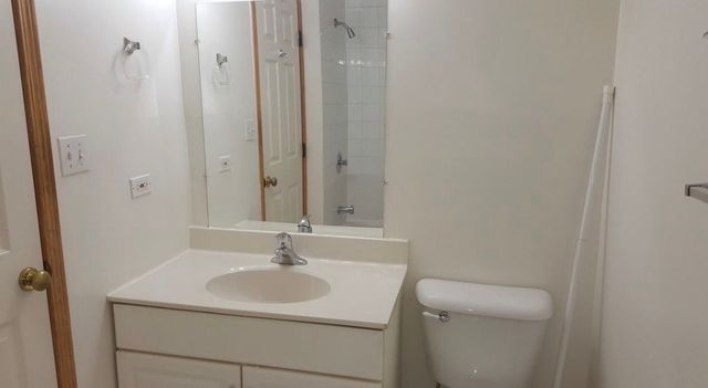 1520 W Superior Street G, Chicago, IL 60642