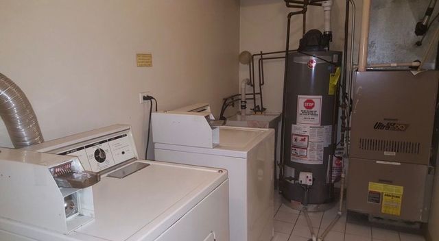 1520 W Superior Street G, Chicago, IL 60642