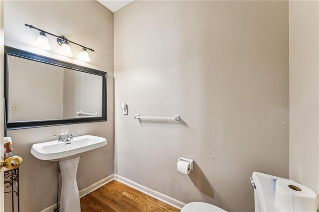 2209 Wellington Court, Lee's Summit, MO 64081