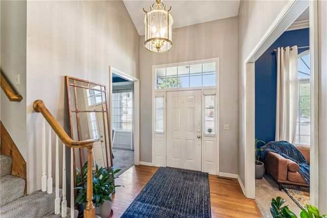 2209 Wellington Court, Lee's Summit, MO 64081